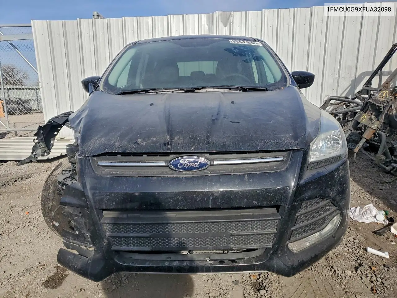 1FMCU0G9XFUA32098 2015 Ford Escape Se