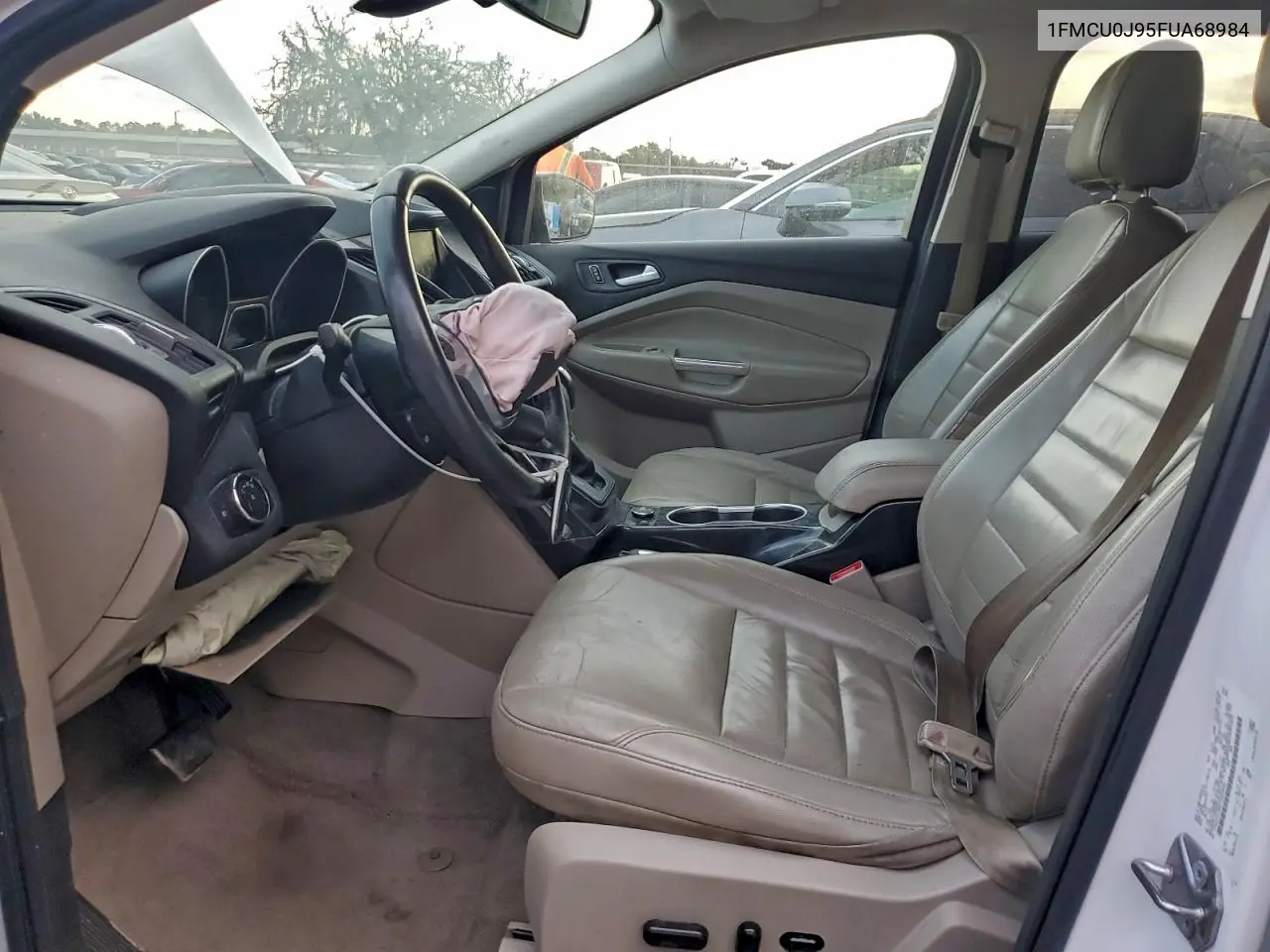 1FMCU0J95FUA68984 2015 Ford Escape Titanium