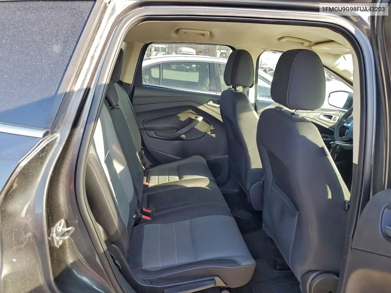 1FMCU9G98FUA43203 2015 Ford Escape Se