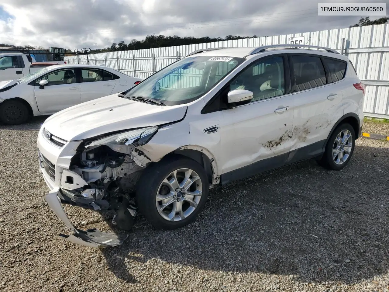 1FMCU9J90GUB60560 2016 Ford Escape Titanium
