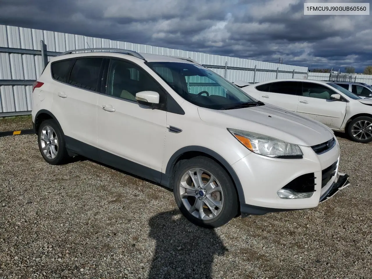 1FMCU9J90GUB60560 2016 Ford Escape Titanium