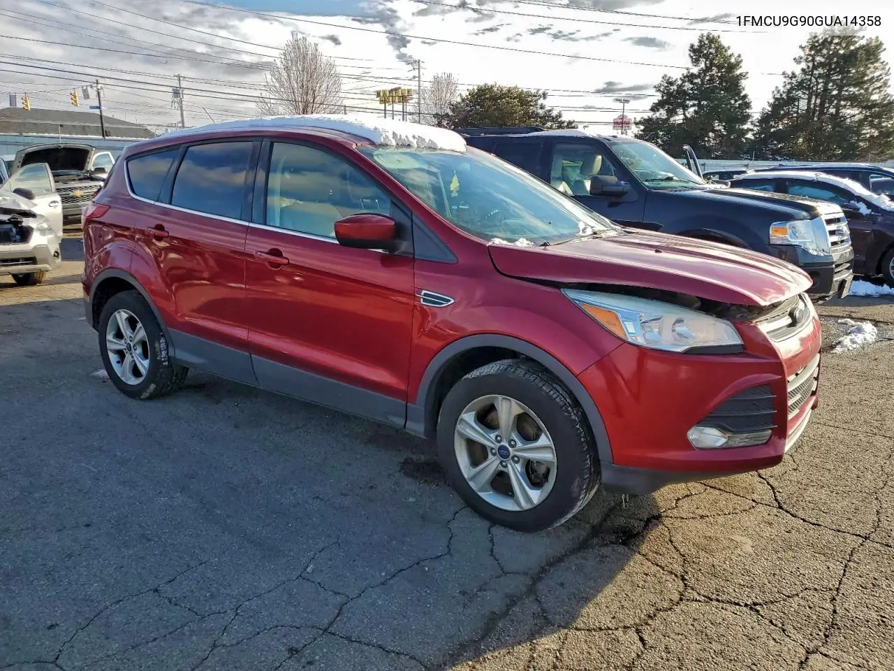 1FMCU9G90GUA14358 2016 Ford Escape Se