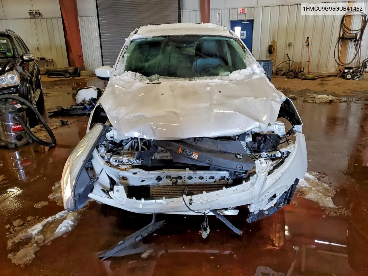 1FMCU9G95GUB41462 2016 Ford Escape Se
