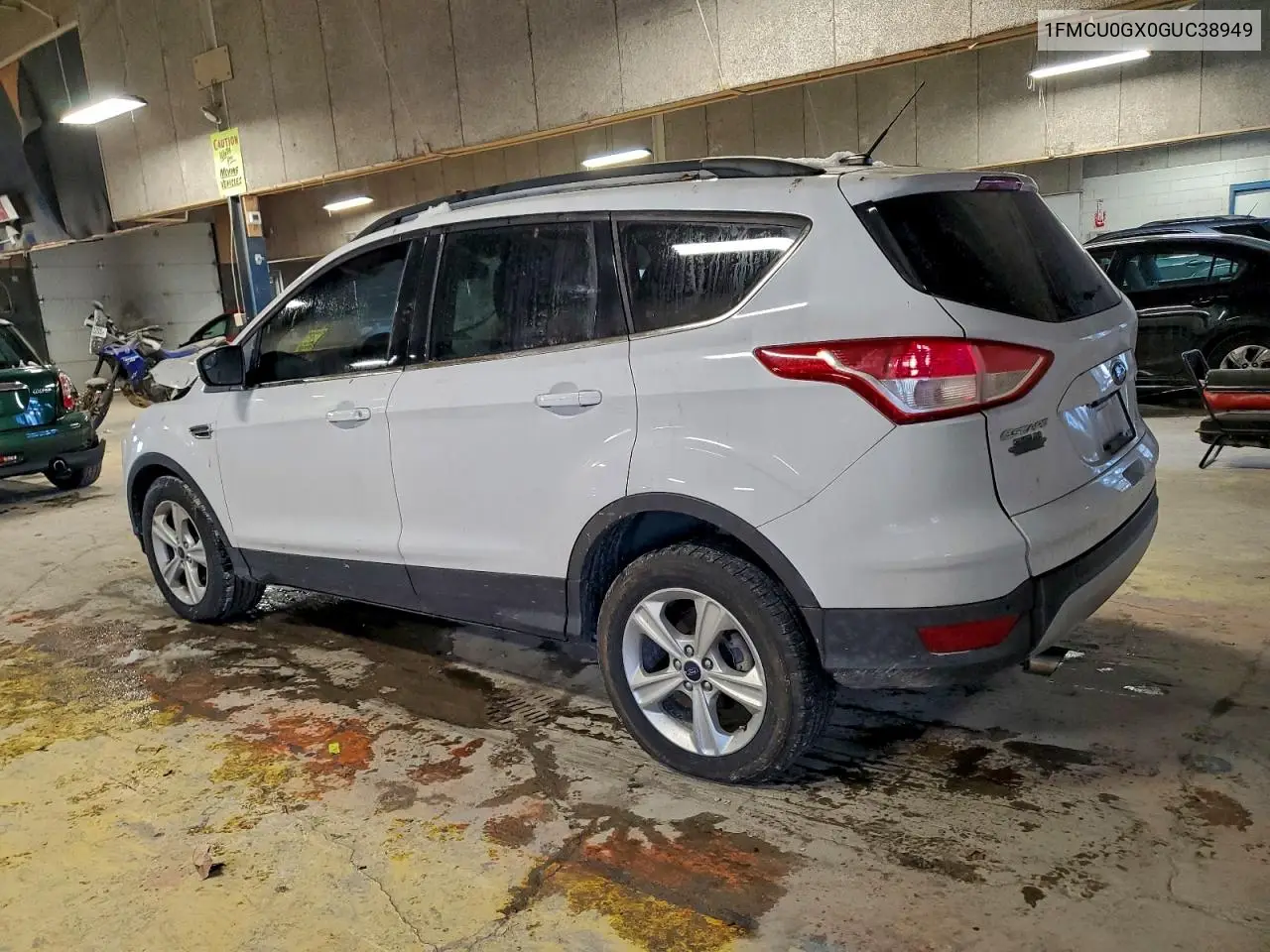 1FMCU0GX0GUC38949 2016 Ford Escape Se