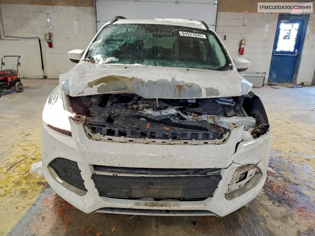 1FMCU0GX0GUC38949 2016 Ford Escape Se