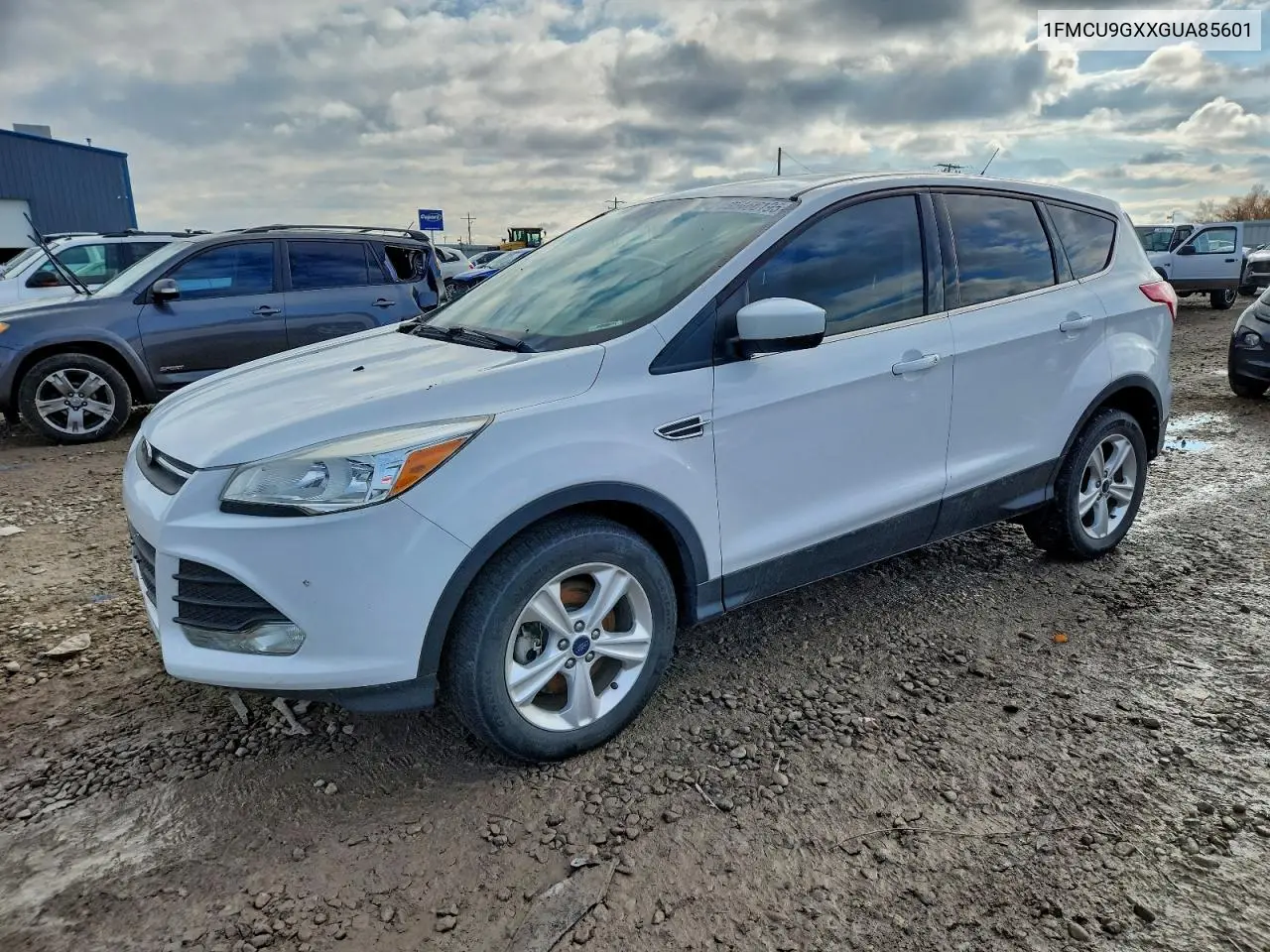 1FMCU9GXXGUA85601 2016 Ford Escape Se
