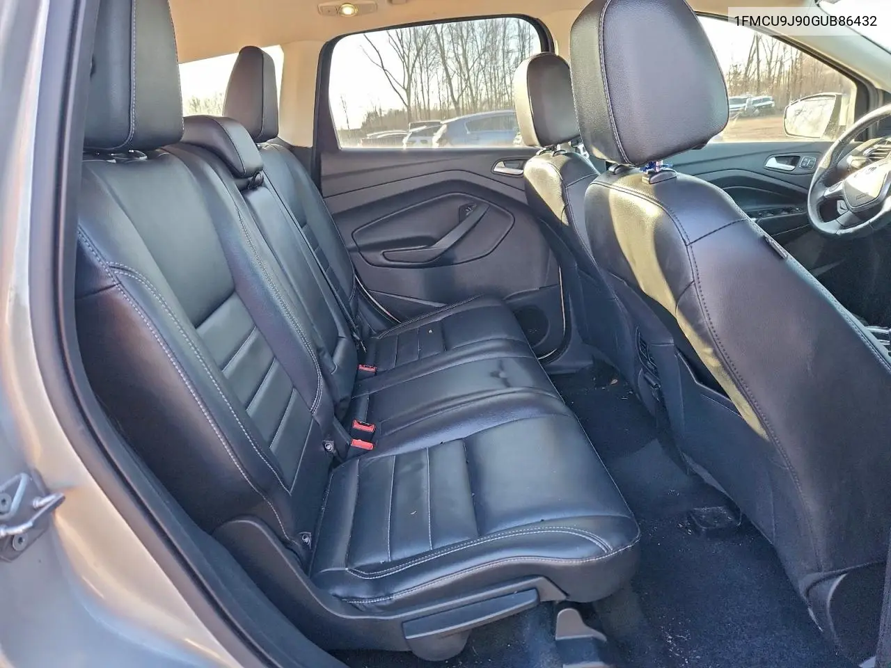 1FMCU9J90GUB86432 2016 Ford Escape Titanium