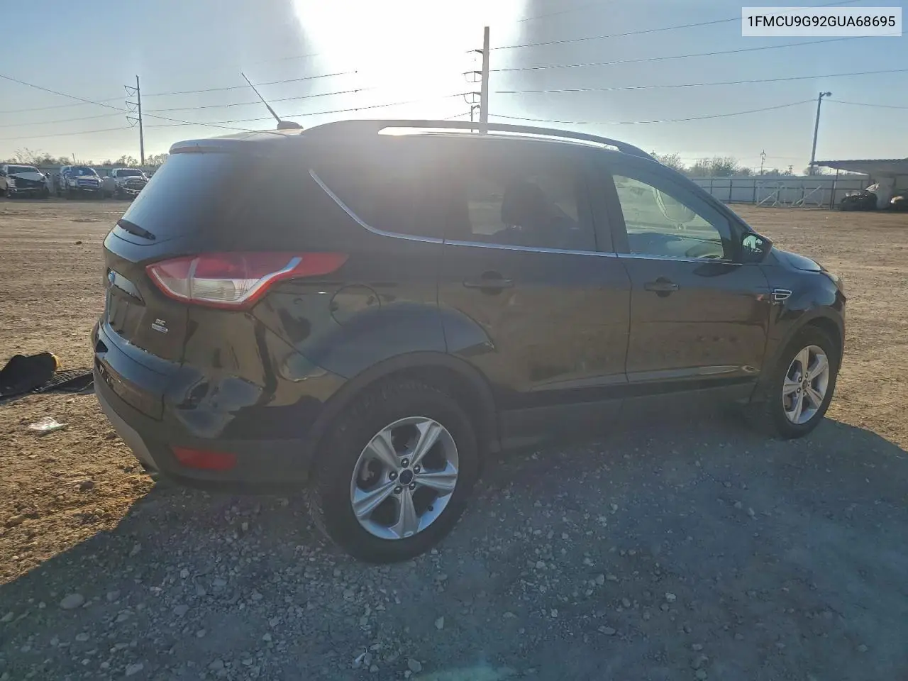 1FMCU9G92GUA68695 2016 Ford Escape Se