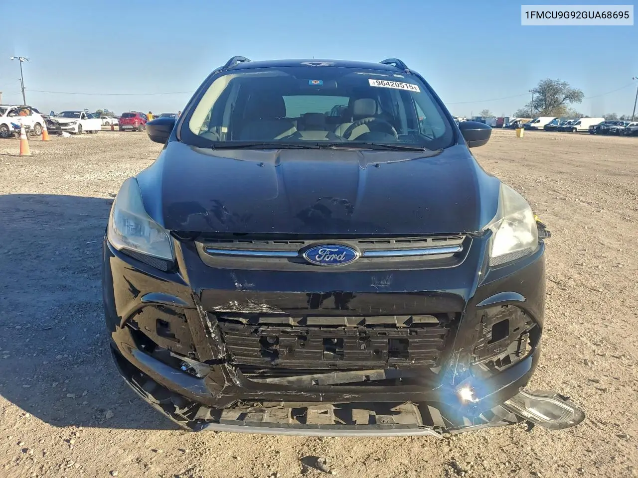 1FMCU9G92GUA68695 2016 Ford Escape Se