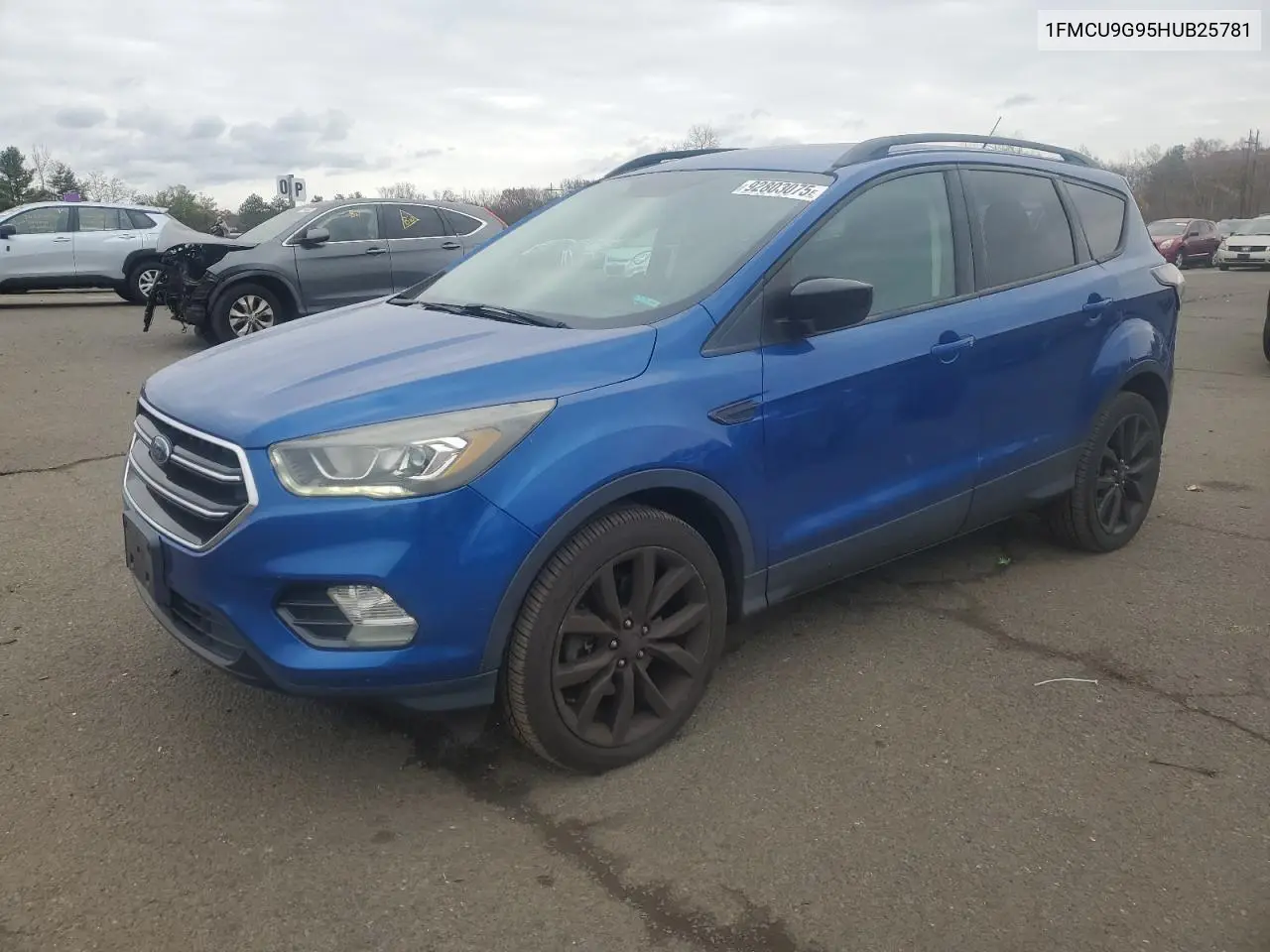 1FMCU9G95HUB25781 2017 Ford Escape Se