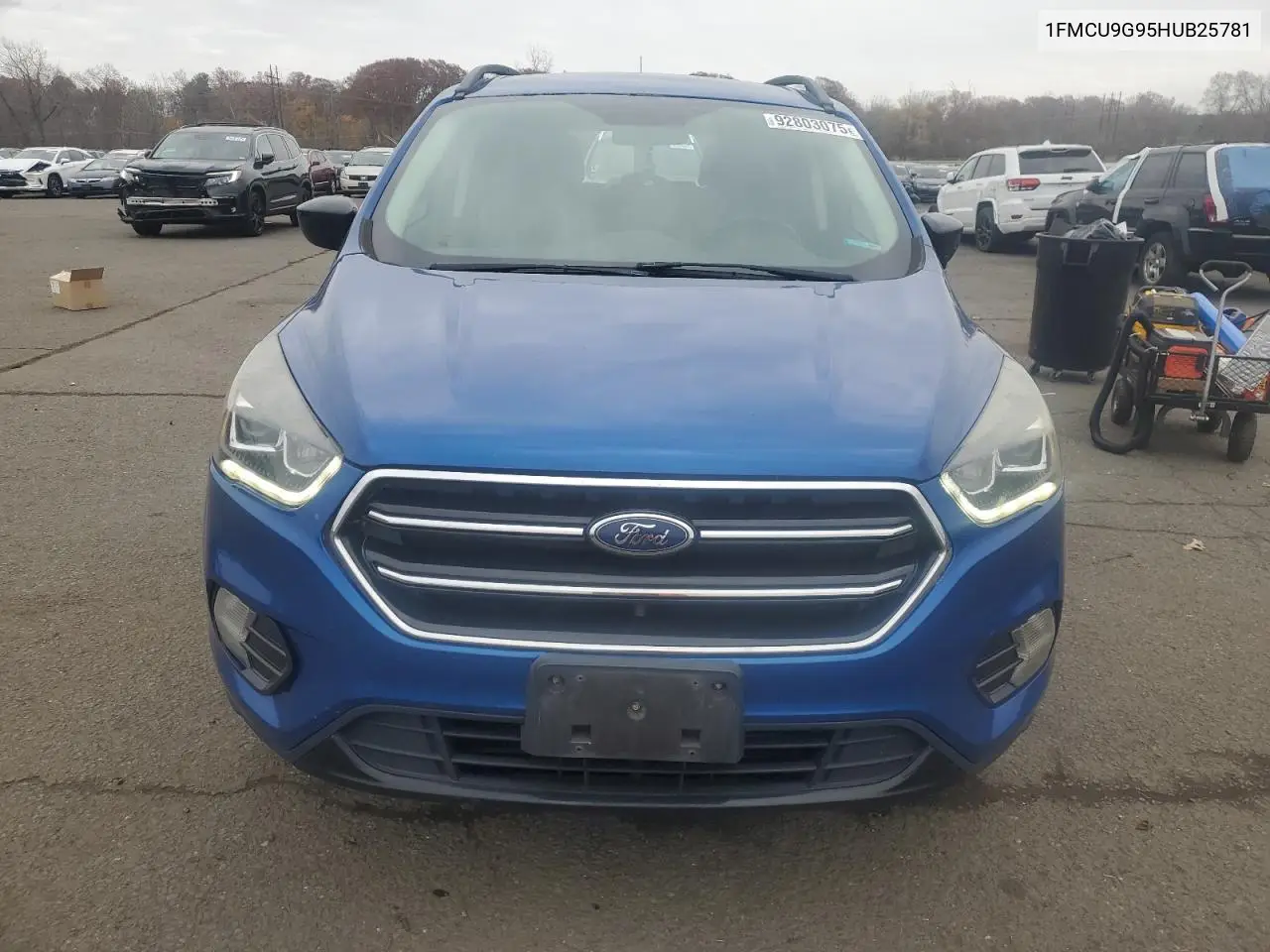 1FMCU9G95HUB25781 2017 Ford Escape Se