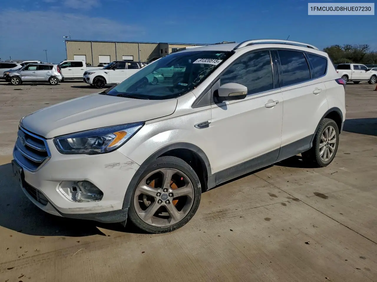 1FMCU0JD8HUE07230 2017 Ford Escape Titanium
