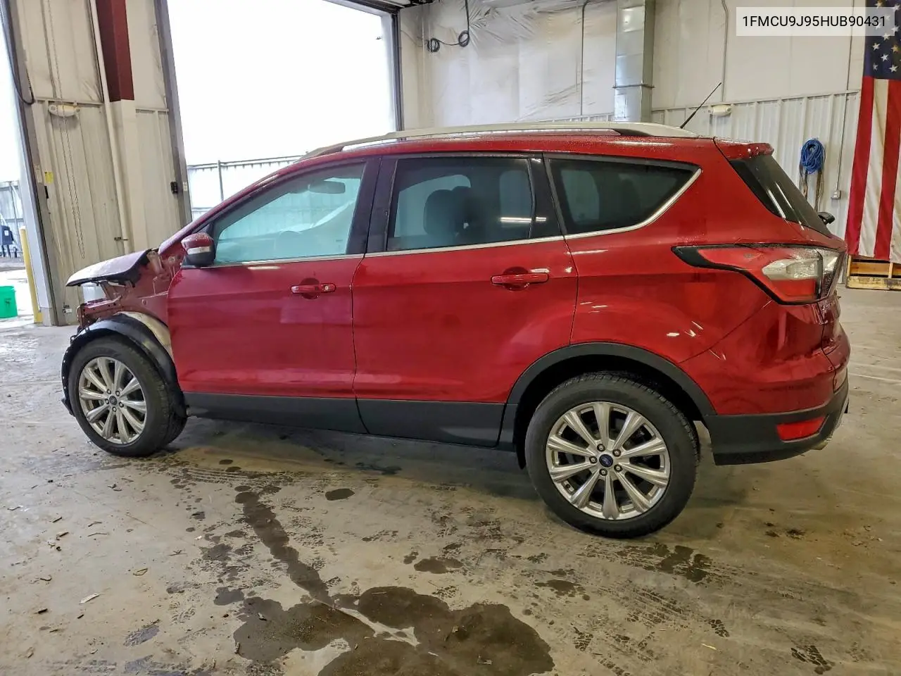 1FMCU9J95HUB90431 2017 Ford Escape Titanium