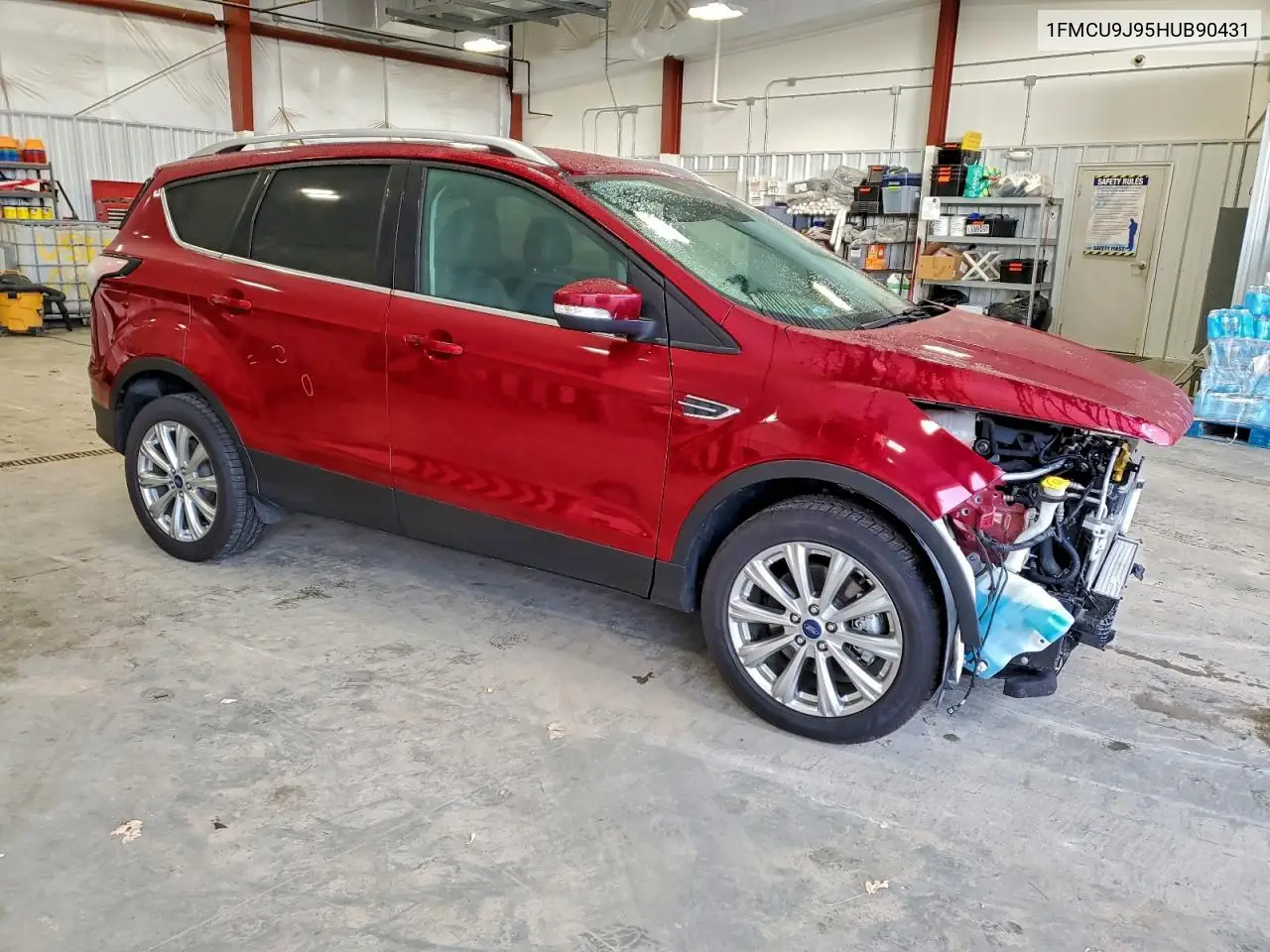 1FMCU9J95HUB90431 2017 Ford Escape Titanium
