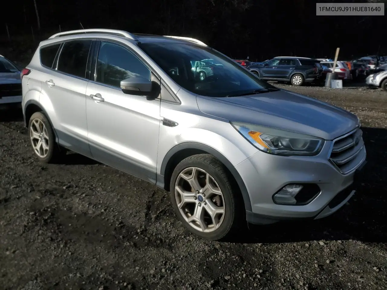1FMCU9J91HUE81640 2017 Ford Escape Titanium