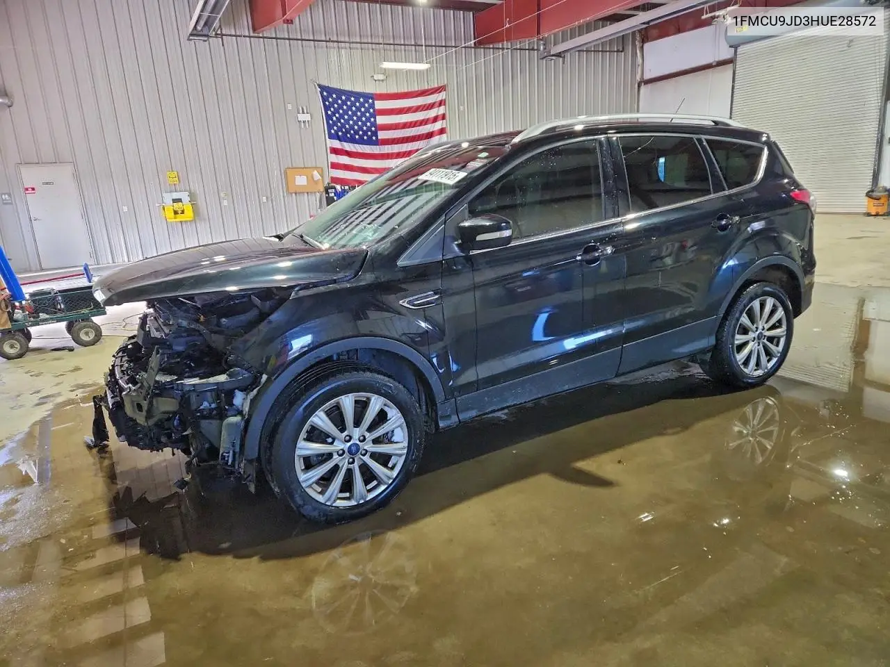 1FMCU9JD3HUE28572 2017 Ford Escape Titanium