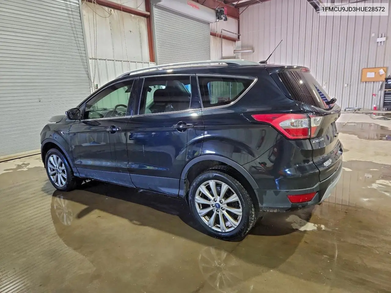 1FMCU9JD3HUE28572 2017 Ford Escape Titanium