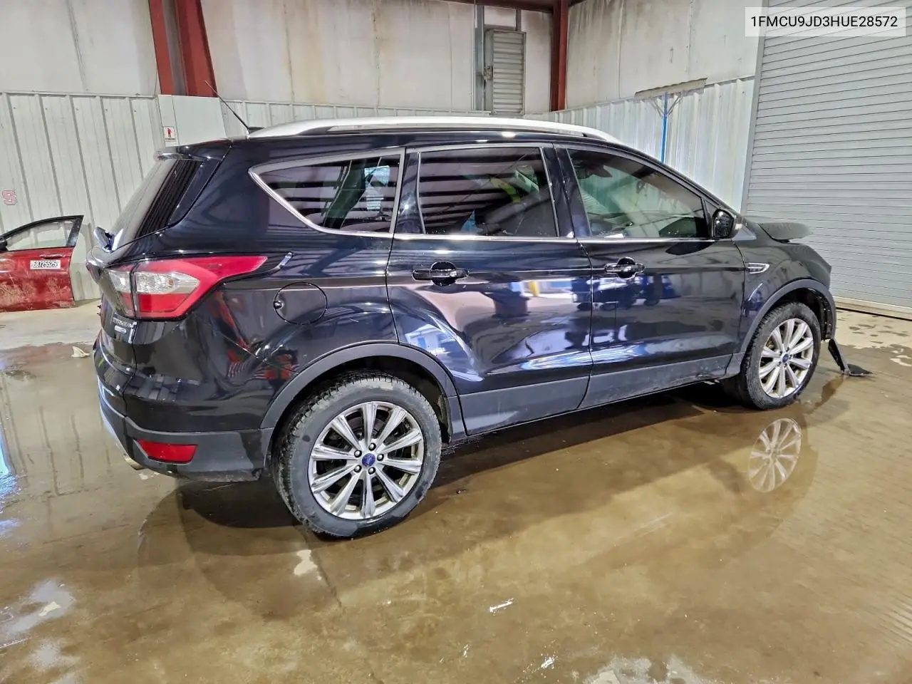 1FMCU9JD3HUE28572 2017 Ford Escape Titanium