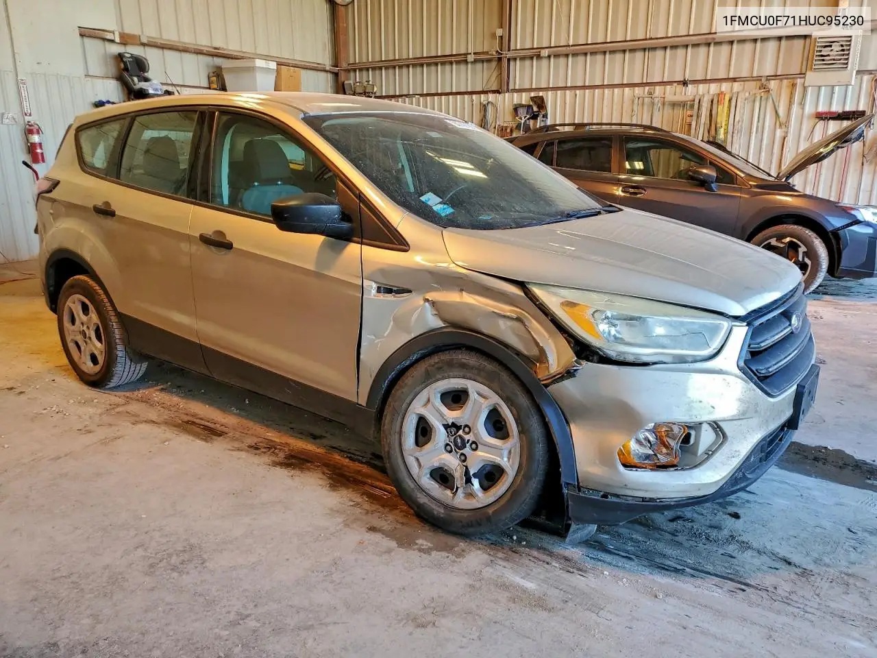 1FMCU0F71HUC95230 2017 Ford Escape S