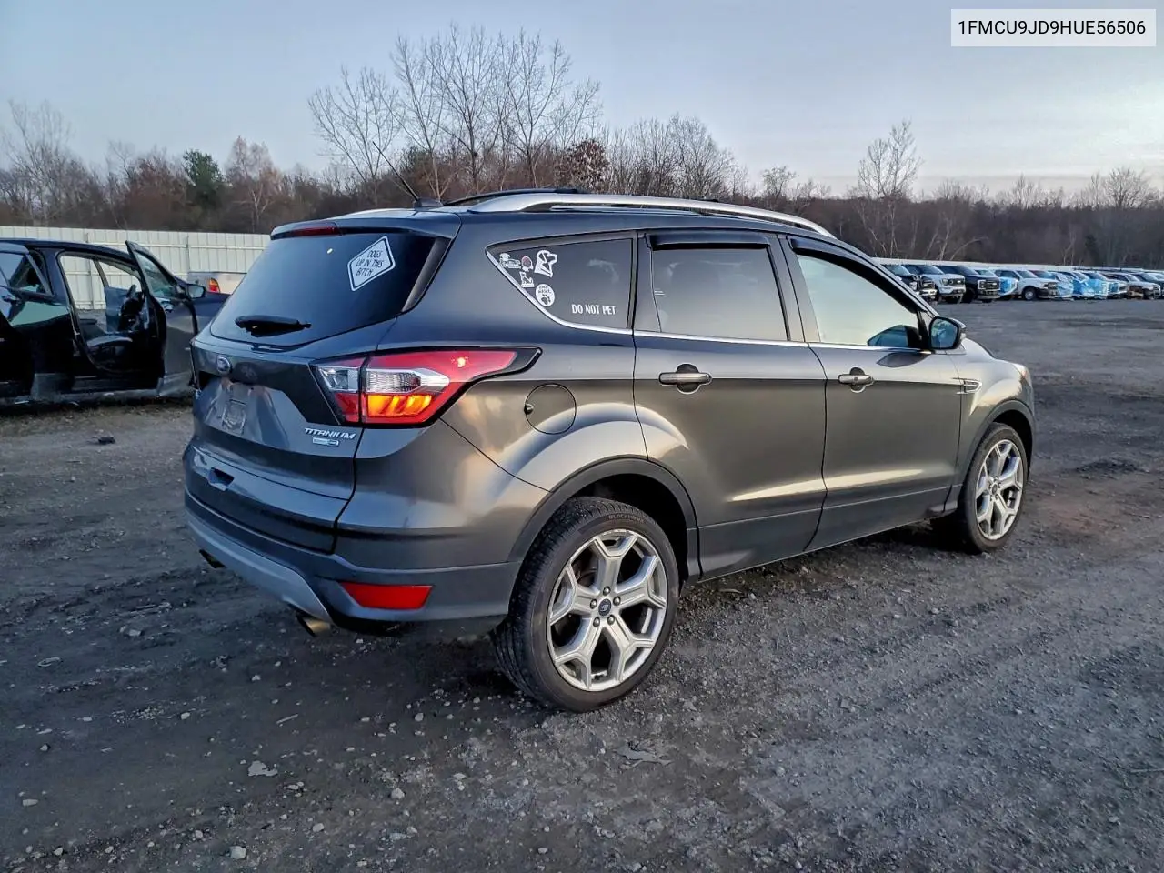 1FMCU9JD9HUE56506 2017 Ford Escape Titanium