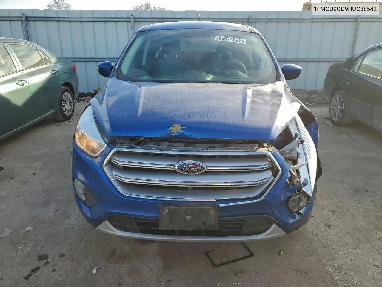 1FMCU9GD9HUC38542 2017 Ford Escape Se