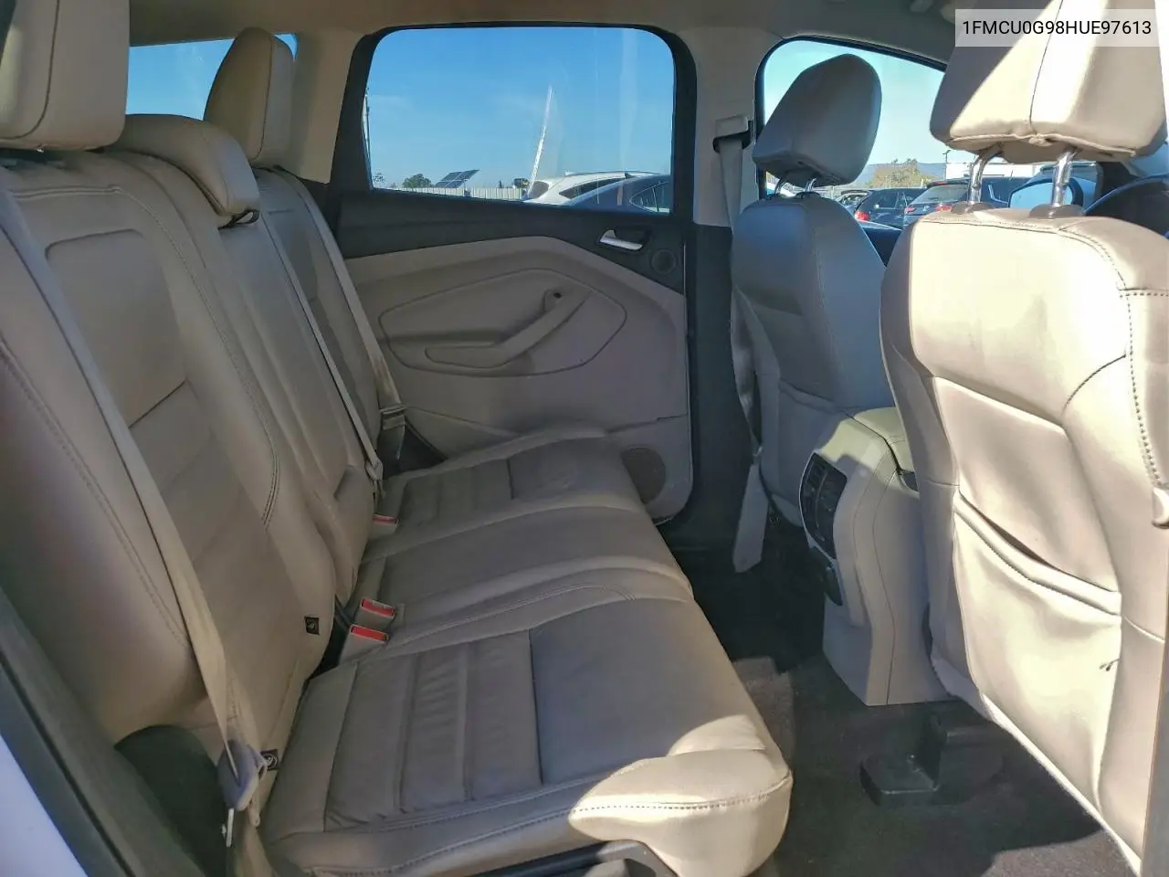 1FMCU0G98HUE97613 2017 Ford Escape Se