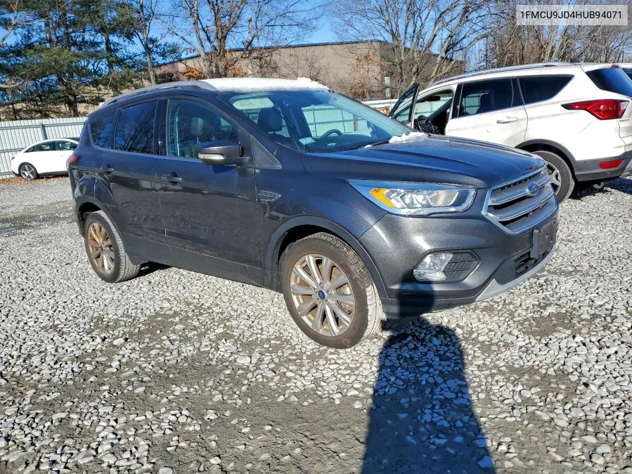 1FMCU9JD4HUB94071 2017 Ford Escape Titanium