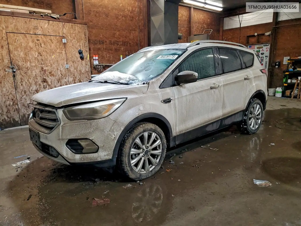 1FMCU9J95HUAD3656 2017 Ford Escape Titanium