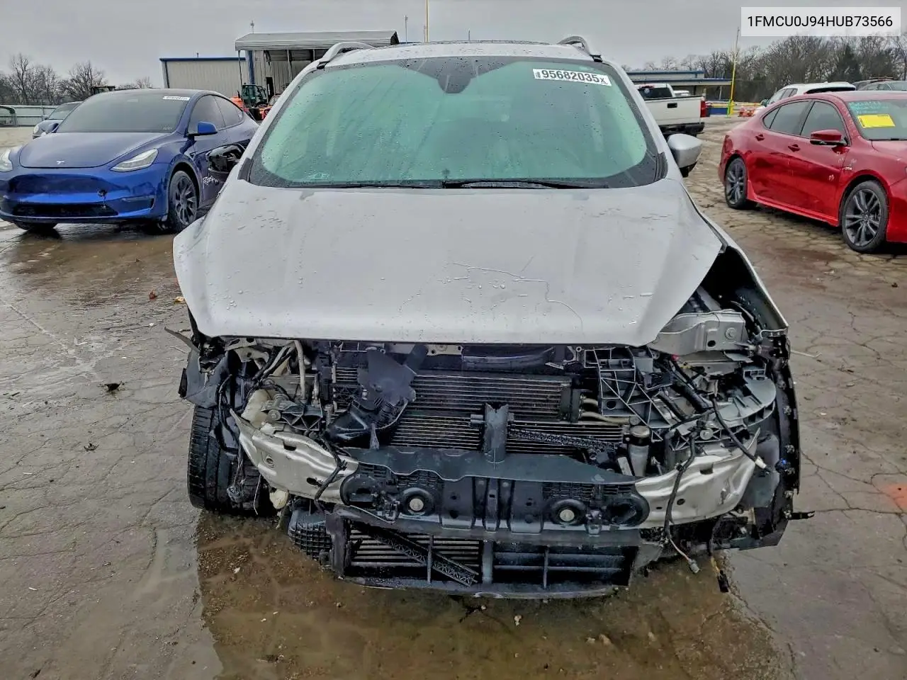 1FMCU0J94HUB73566 2017 Ford Escape Titanium