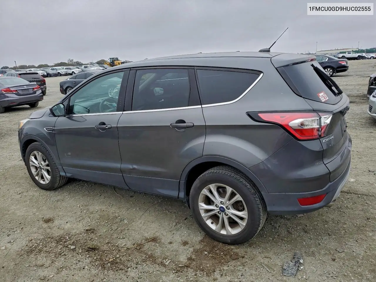 1FMCU0GD9HUC02555 2017 Ford Escape Se