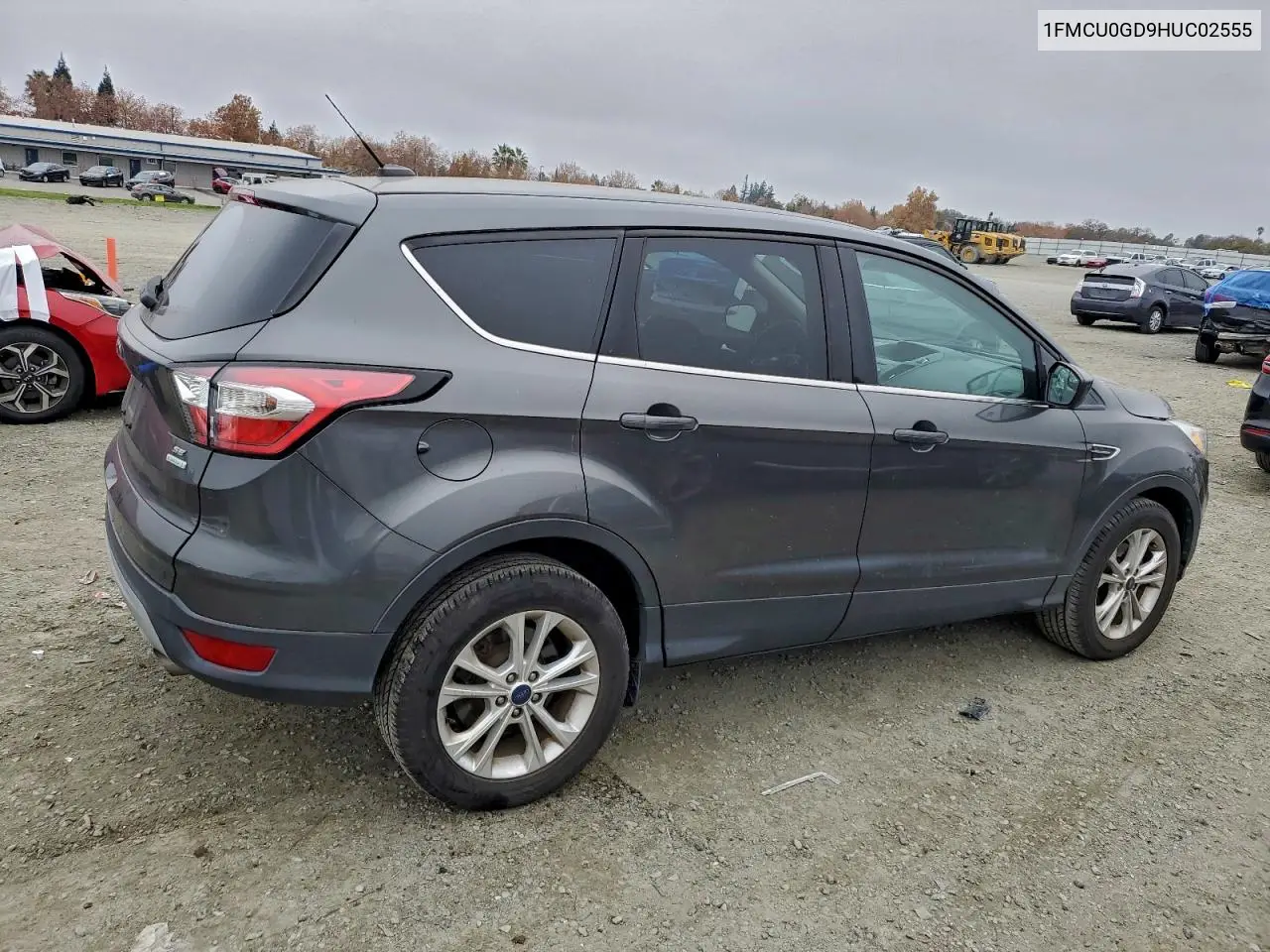 1FMCU0GD9HUC02555 2017 Ford Escape Se