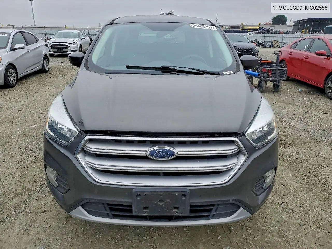 1FMCU0GD9HUC02555 2017 Ford Escape Se