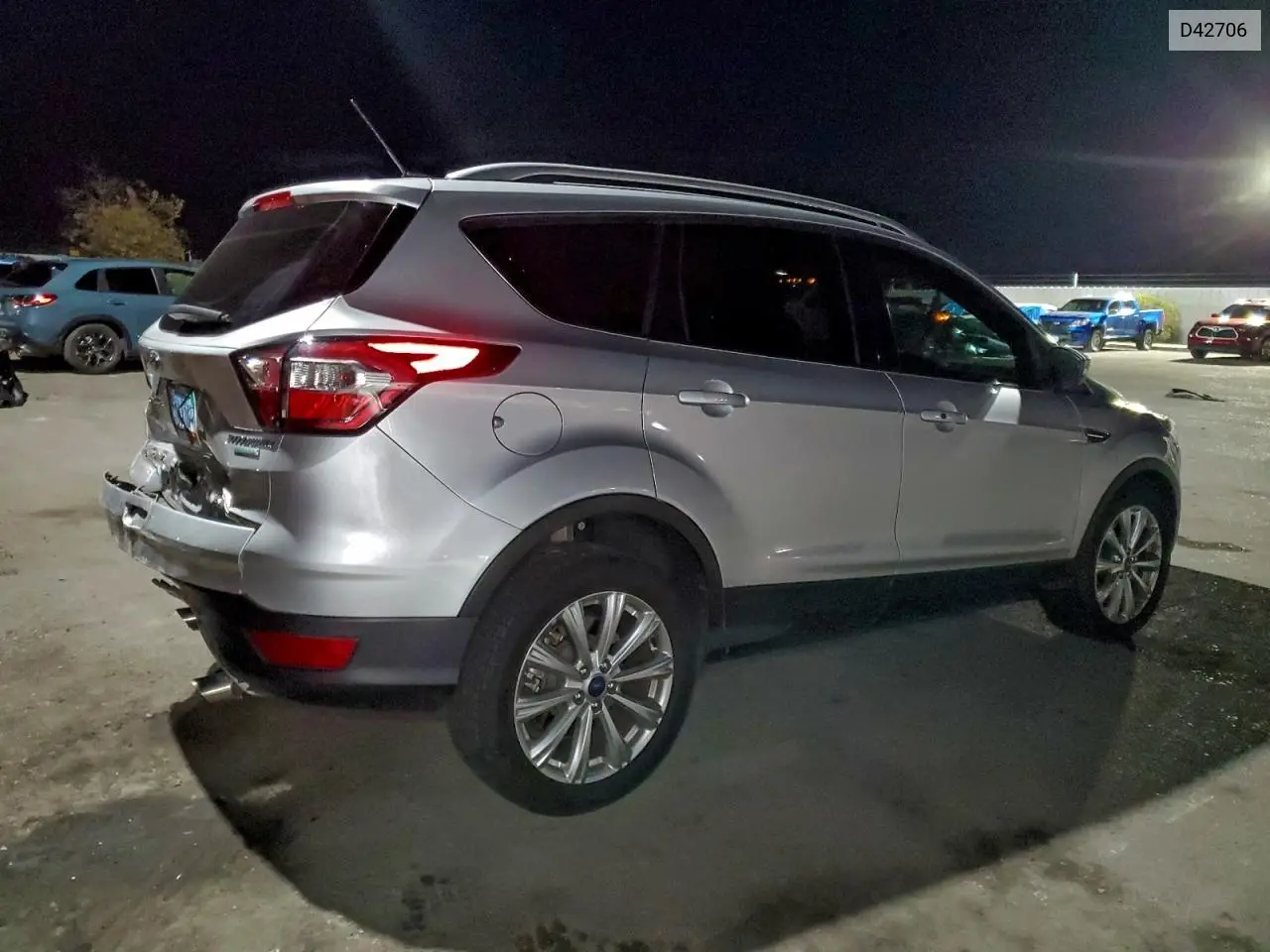 D42706 2017 Ford Escape Tit