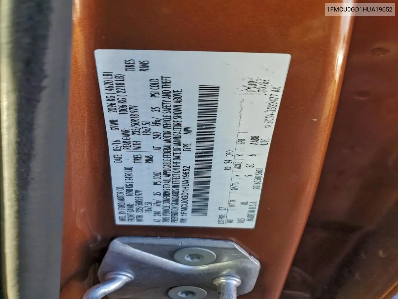 1FMCU0GD1HUA19652 2017 Ford Escape Se