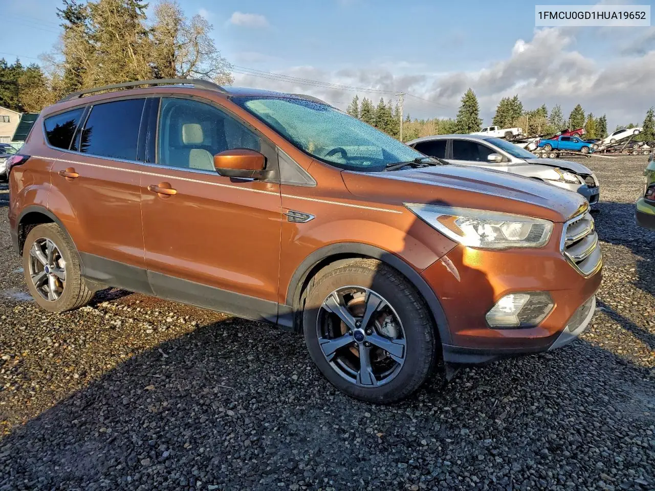 1FMCU0GD1HUA19652 2017 Ford Escape Se