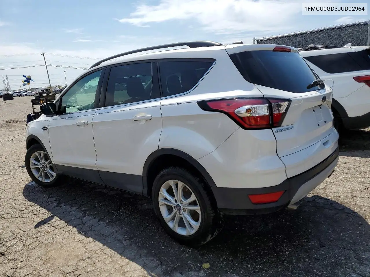 1FMCU0GD3JUD02964 2018 Ford Escape Se