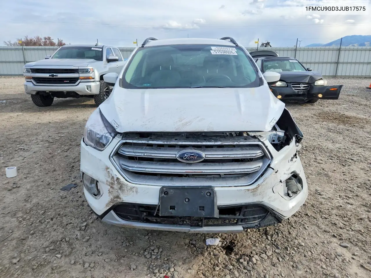1FMCU9GD3JUB17575 2018 Ford Escape Se