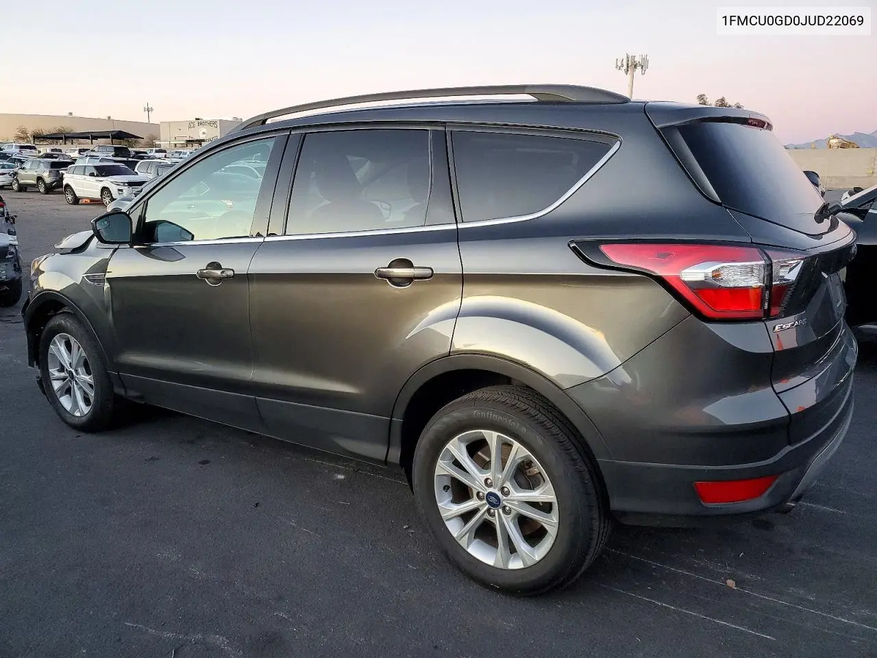 1FMCU0GD0JUD22069 2018 Ford Escape Se