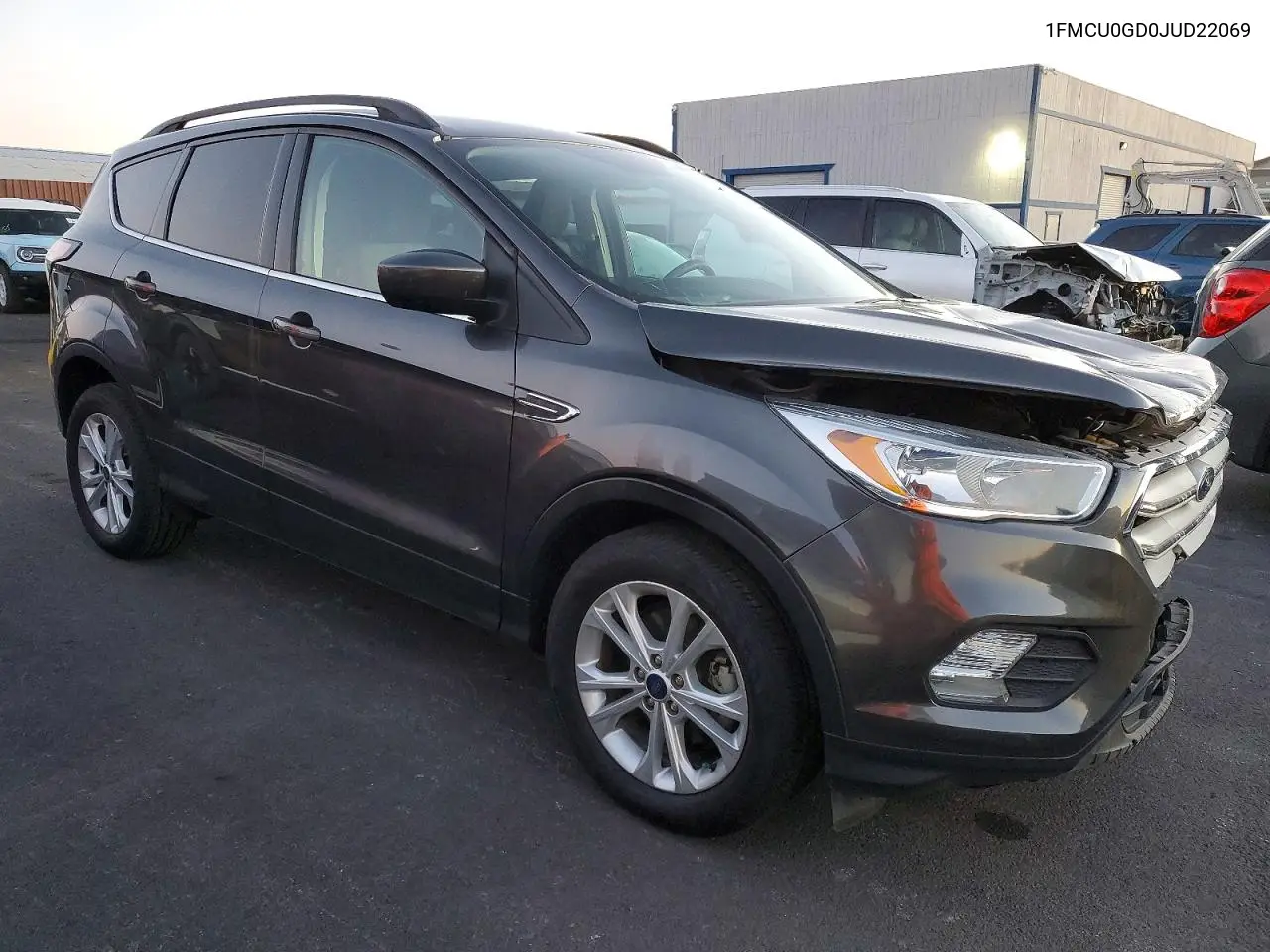 1FMCU0GD0JUD22069 2018 Ford Escape Se
