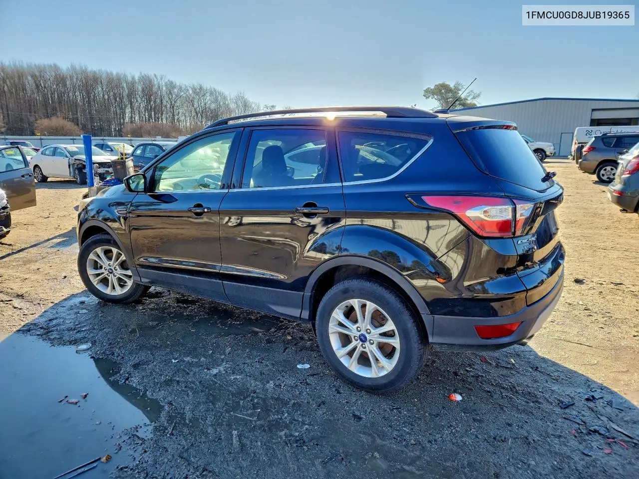 1FMCU0GD8JUB19365 2018 Ford Escape Se