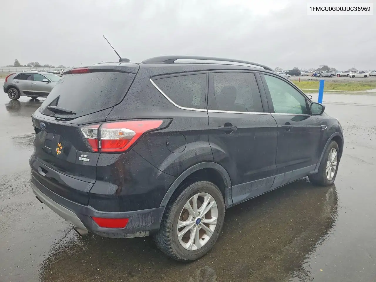 1FMCU0GD0JUC36969 2018 Ford Escape Se