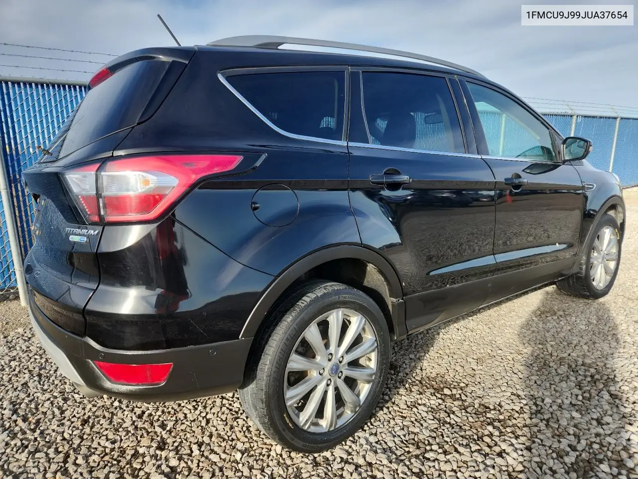 1FMCU9J99JUA37654 2018 Ford Escape Titanium