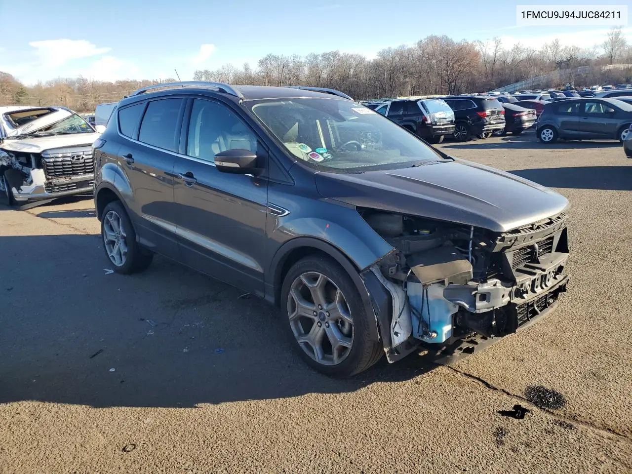 1FMCU9J94JUC84211 2018 Ford Escape Titanium