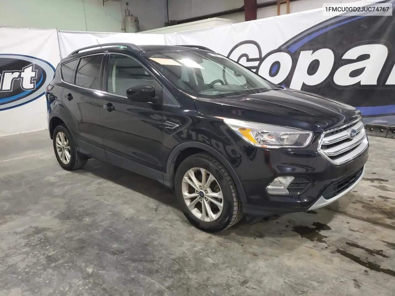 1FMCU0GD2JUC74767 2018 Ford Escape Se