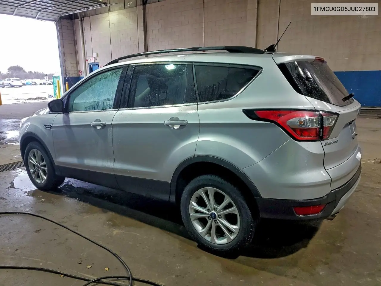 1FMCU0GD5JUD27803 2018 Ford Escape Se