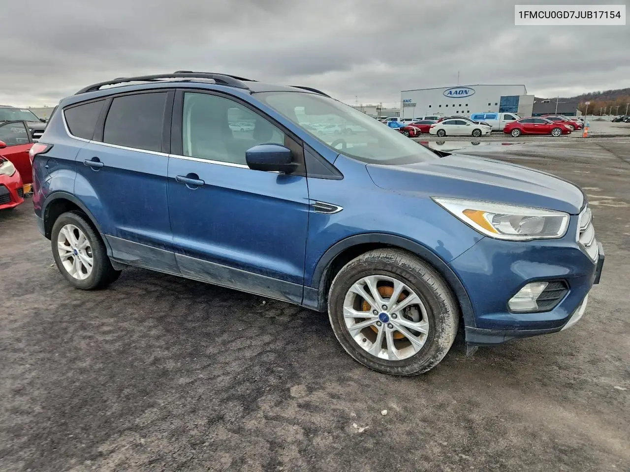 1FMCU0GD7JUB17154 2018 Ford Escape Se