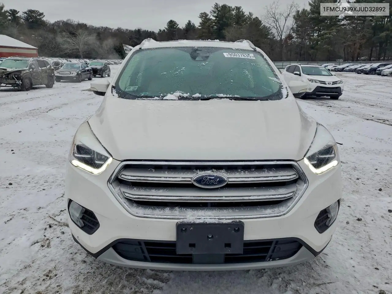 1FMCU9J9XJUD32892 2018 Ford Escape Titanium