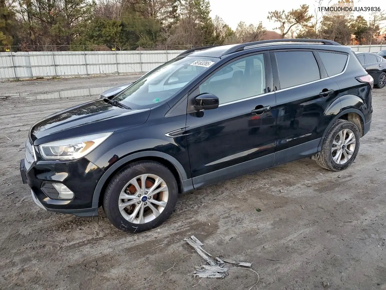 1FMCU0HD6JUA39836 2018 Ford Escape Sel