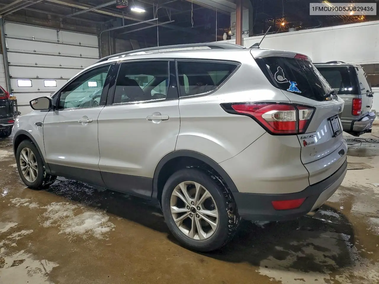 1FMCU9GD5JUB29436 2018 Ford Escape Se