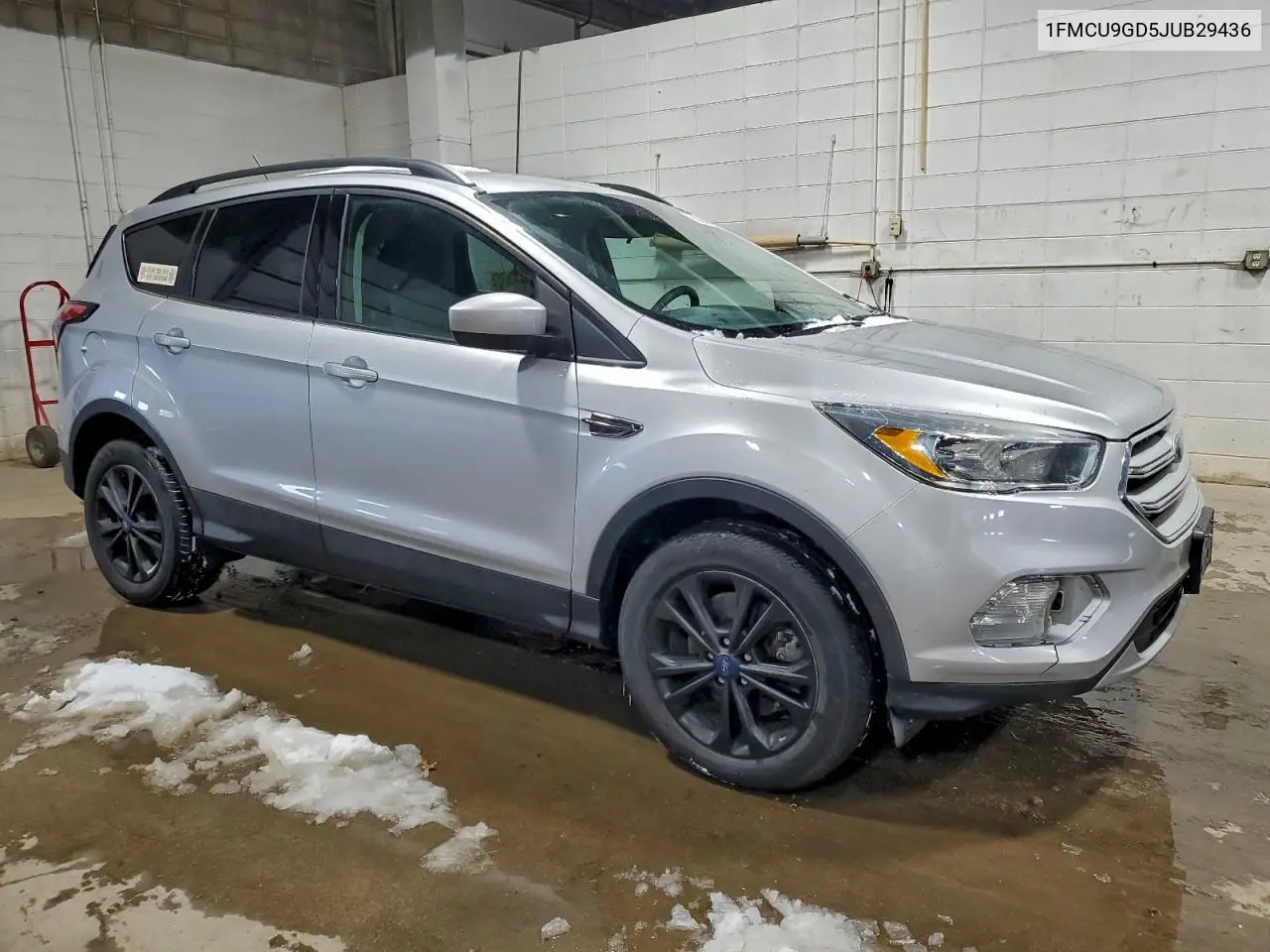 1FMCU9GD5JUB29436 2018 Ford Escape Se